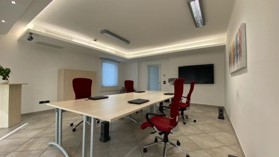 Ufficio Coworking/Elegant (Configurazione alternativa 2) - Angolazione 1