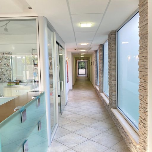 Corridoio piano terra - 1